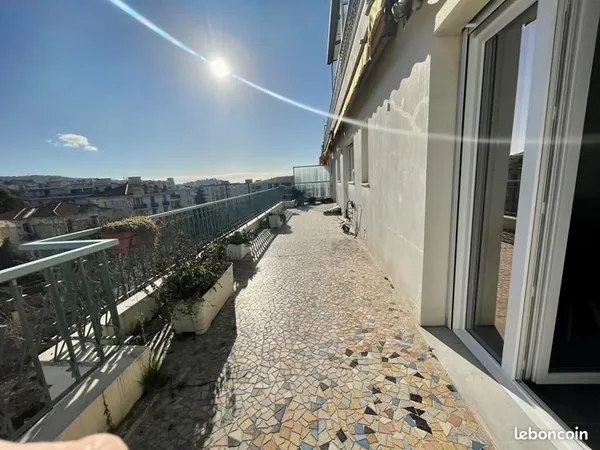 Appartement 1 pièce 56 m² 