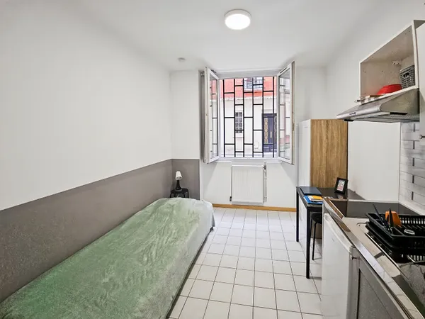 Appartement 1 pièce 13 m² 