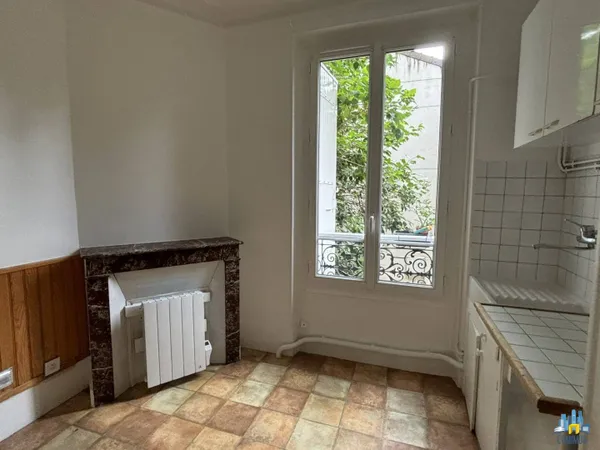 Appartement 1 pièce 14 m² 