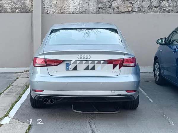 Parking dans cour résidence -Sète 