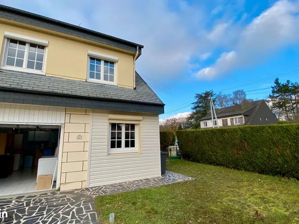 Maison 6 pièces 97 m² 