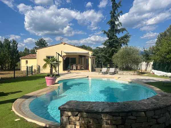 Maison à vendre 04 - proche sisteron 4 chambres avec piscine 
