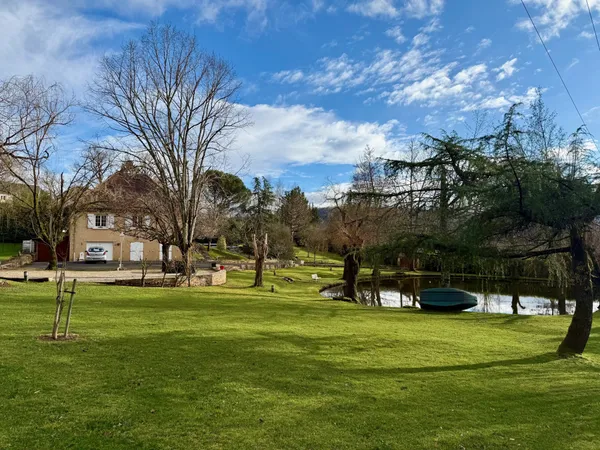 Maison Vente La Chapelle-aux-Brocs 7p 186m² 472500€