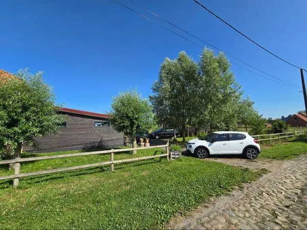 Propriété 180 m² 