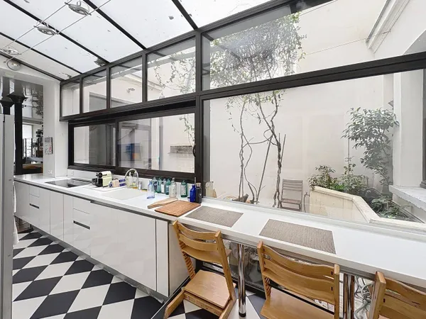 Appartement 6 pièces 139 m² 