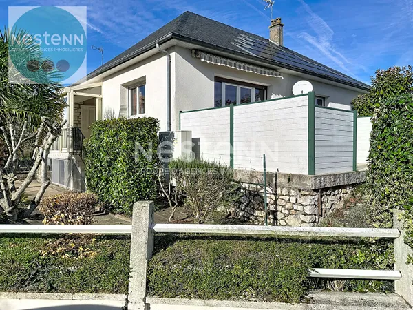 Maison à vendre à La Chaussée Saint Victor . 