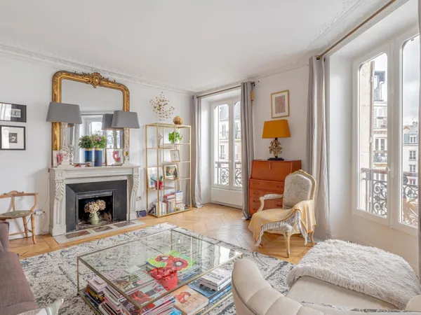Charmant appartement parisien 3 pièces lumineux Paris Marais 