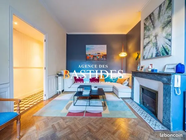Maison 7 pièces 254 m² 