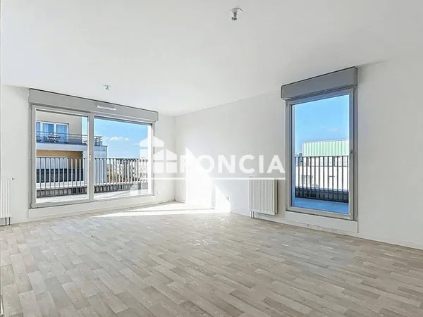 Appartement 4 pièces 82 m² 