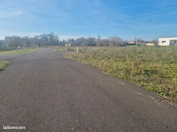 Terrain 630 m² 