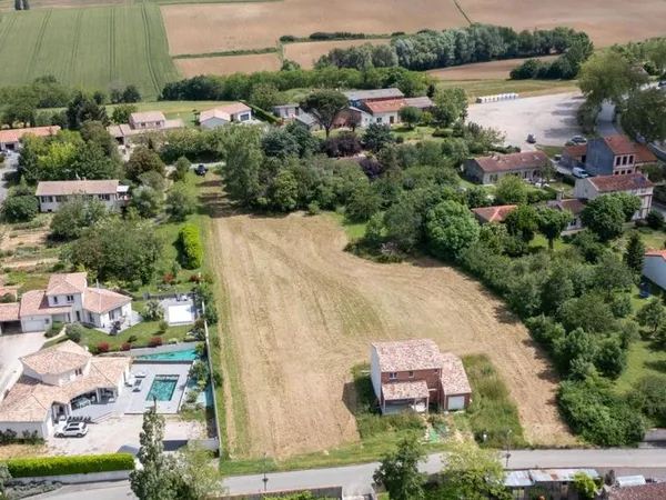Terrain 484 m² Saint Leon 