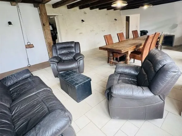 Maison Vente Saint-Hilaire-de-Voust 9p 177m² 125000€