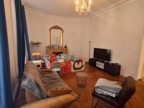 Appartement 4 pièces 127 m² 