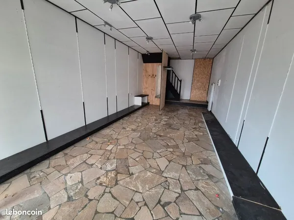 Local commercial 54m2 