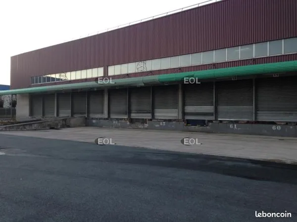 Local commercial 1325 m² 