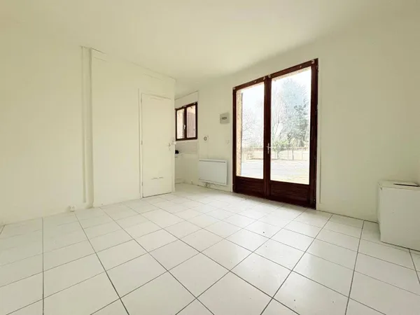 Studio 1 pièce 19 m² 