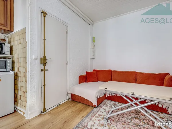 Studio 2 pièces 26 m² 