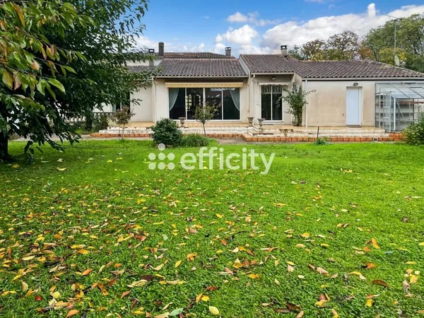 Maison Vente Saintes 5p 150m² 297000€