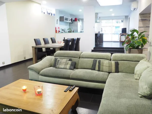 Maison 5 pièces 177 m² 