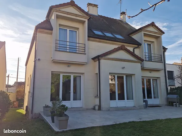 Maison 7 pièces 200 m² 