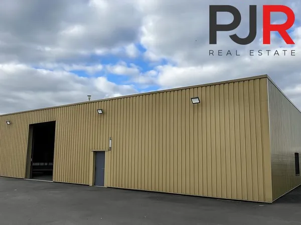 Bureaux 940 m² Toul 