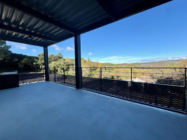 VAISON LA ROMAINE - APPARTEMENT AVEC TERRASSE DANS RESIDENCE 