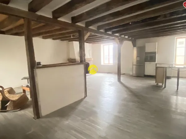 A VENDRE IMMEUBLE DE 360M² 