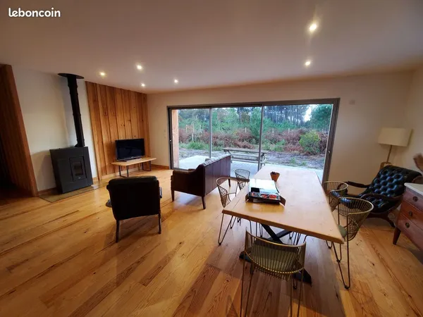 Maison neuve en lisière de forêt, proche du Lac 