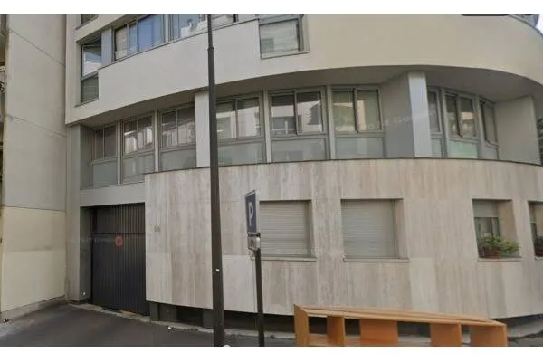 Parking 11 m² 