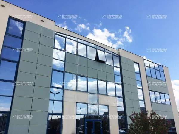 Bureaux 123 m² 