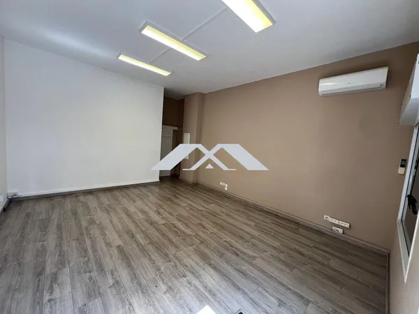 local 35 m² saint denis 