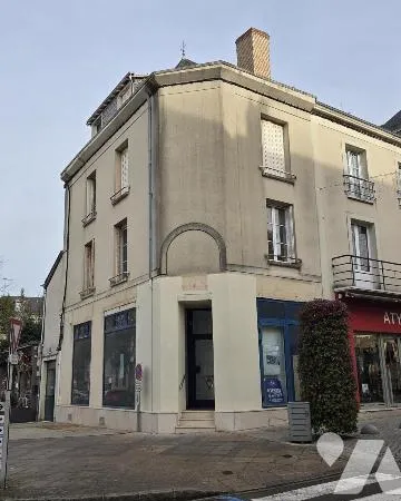 Local d'activités 105 m² 