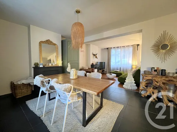 Maison 5 pièces 107 m² 
