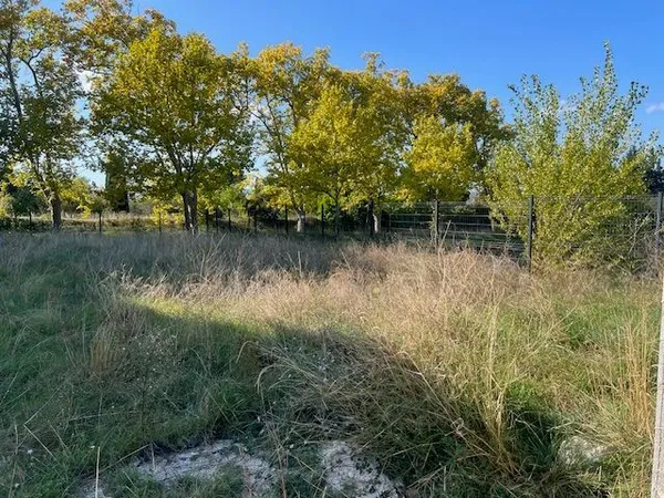 Terrain À Vendre - Dernier terrain disponible dans un lotissement recherché à Uzès 