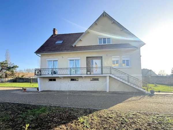 Maison 8 pièces 130 m² 