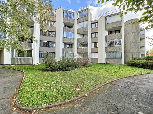 Appartement Franconville 3 pièces 65 m2 - Balcon - Cave et place de parking 
