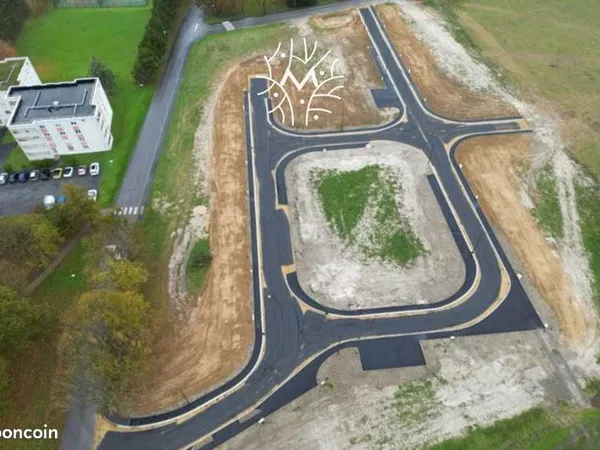 Terrain 379 m² 