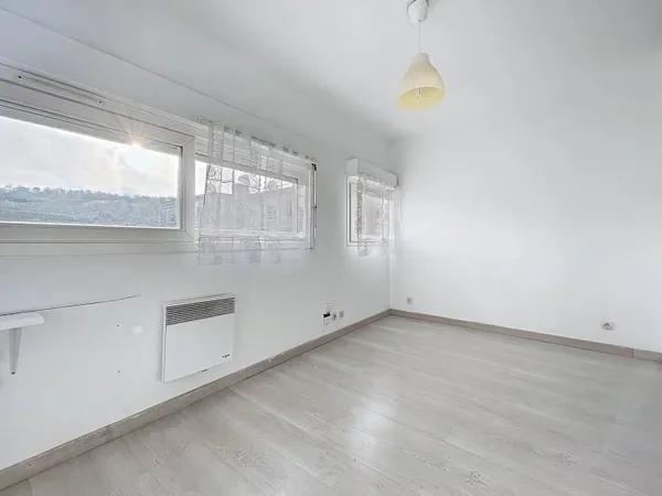 Appartement 1 pièce 18 m² 