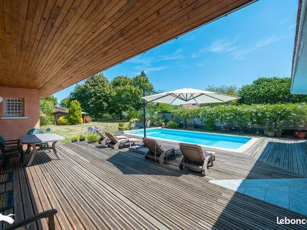 Maison 6 pièces 140 m² 