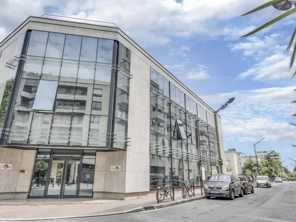 Bureaux 640 m² 