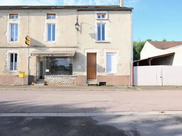 Maison 11 pièces 250 m² 
