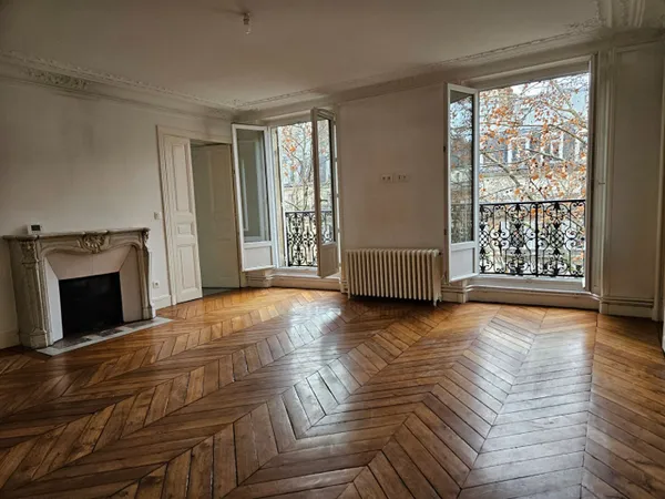 Boulevard Magenta, 75010, 4 pièces, 115.46 m2 
