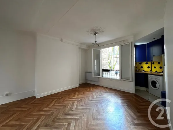 Studio 1 pièce 33 m² 
