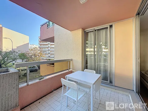 Studio 1 pièce 26 m² 