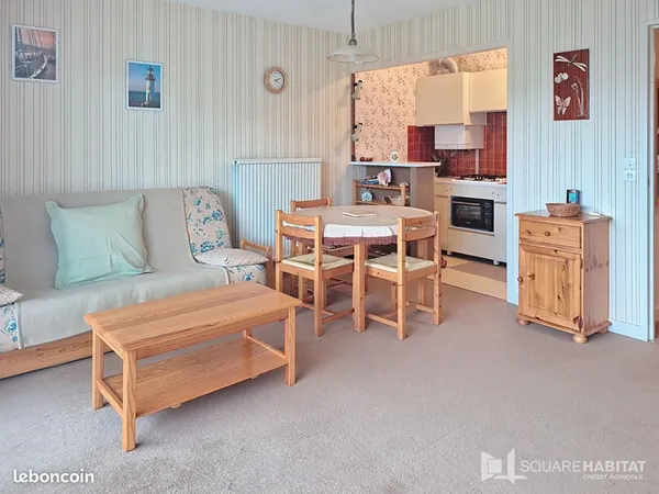 Studio 1 pièce 33 m² 