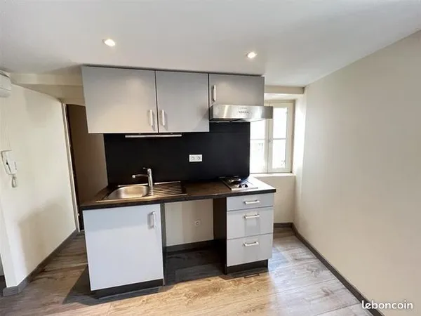 Appartement 1 pièce 18 m² 