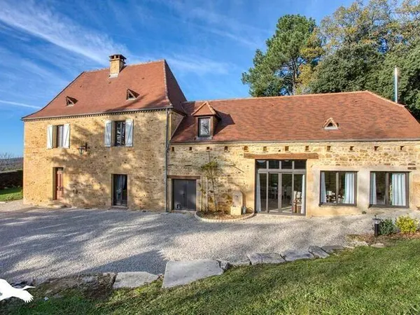Maison 8 pièces 220 m² 
