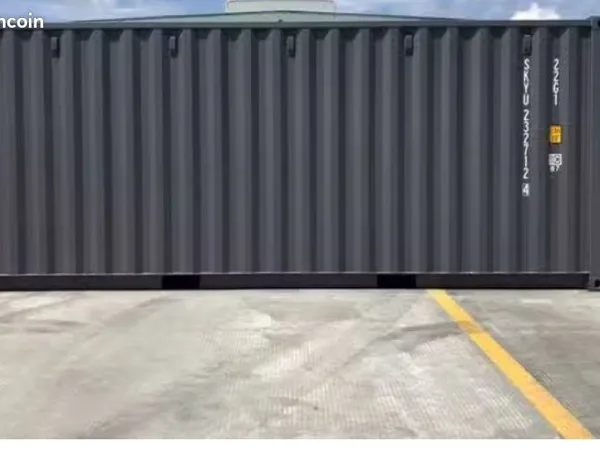 Box de stockage sécurisé à louer - 14 m² - Meyzieu 