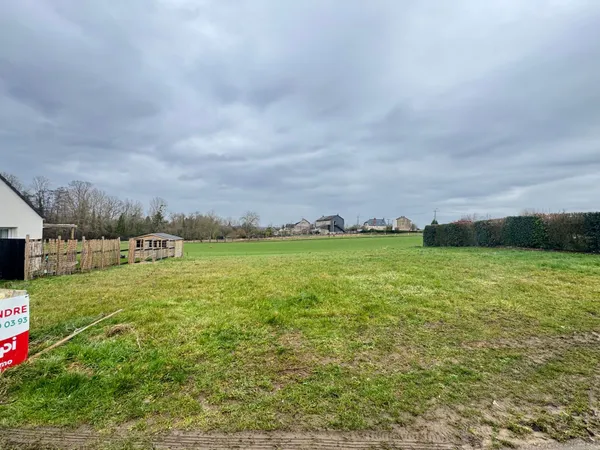 Terrain 687 m² 