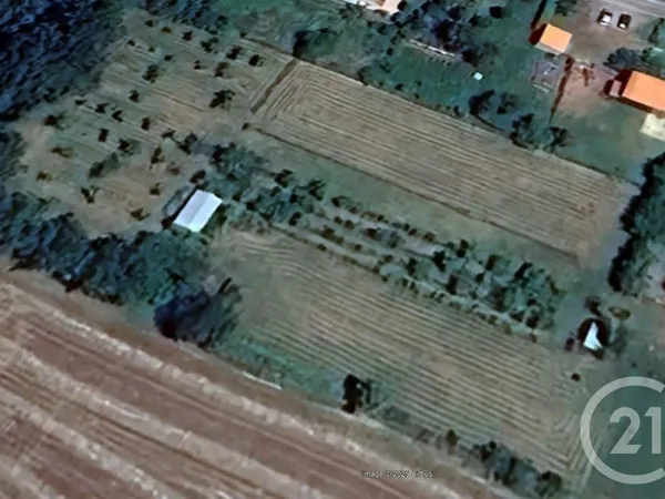 Terrain 770 m² 